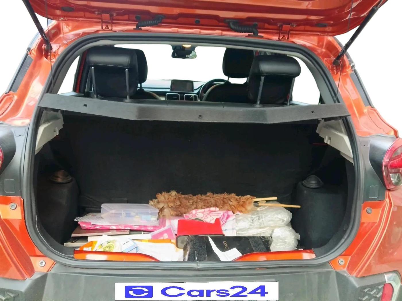 2021 Tata PUNCH CREATIVE  MT, Petrol, Manual, 31,179 km, exterior