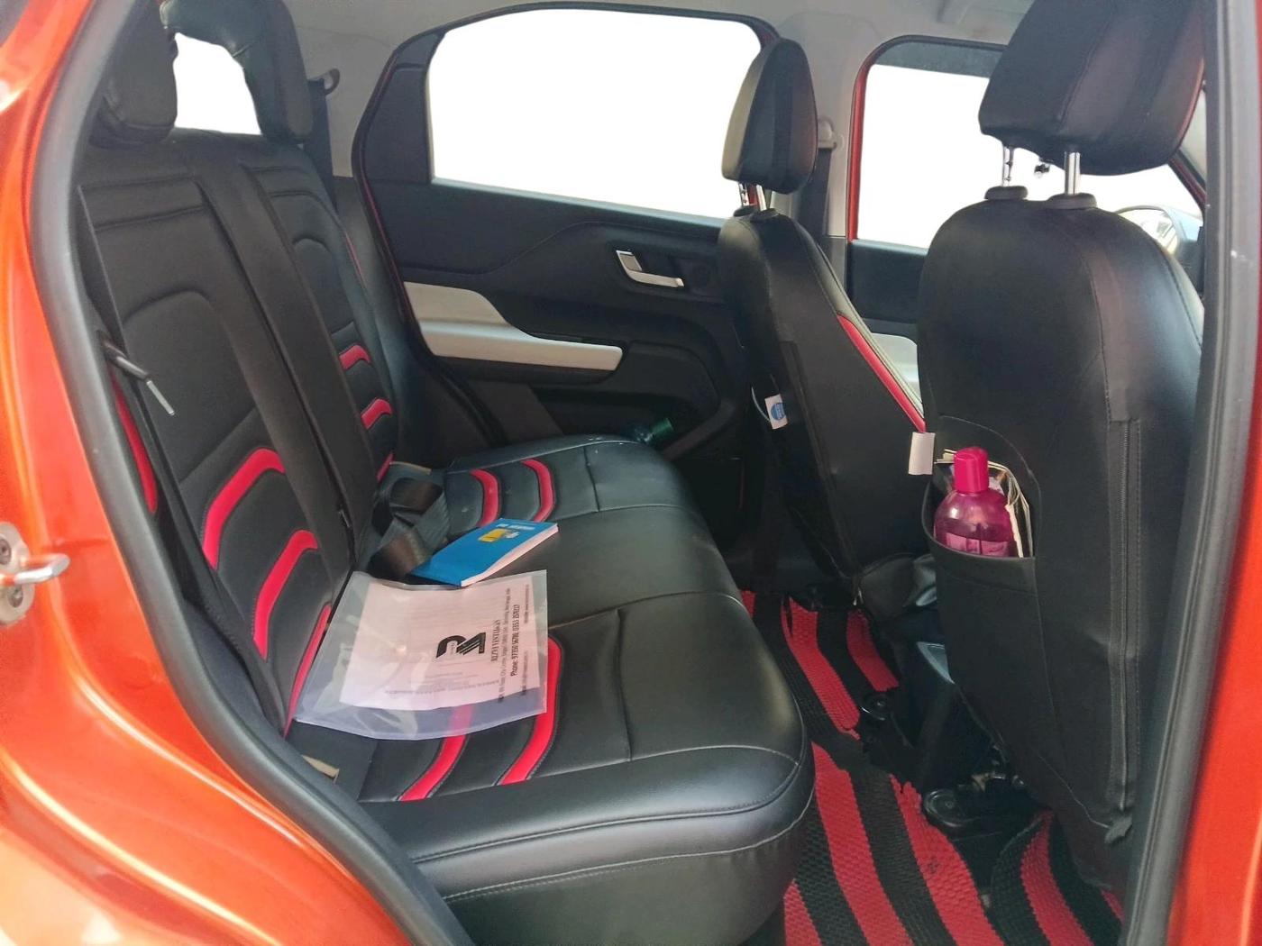 2021 Tata PUNCH CREATIVE  MT, Petrol, Manual, 31,179 km, interior