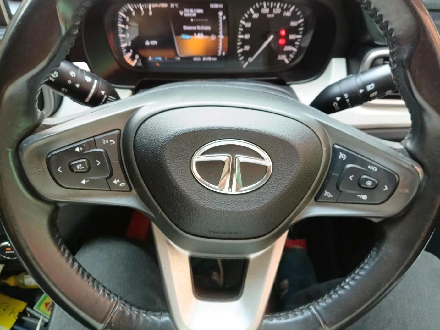 2021 Tata PUNCH CREATIVE  MT, Petrol, Manual, 31,179 km, interior
