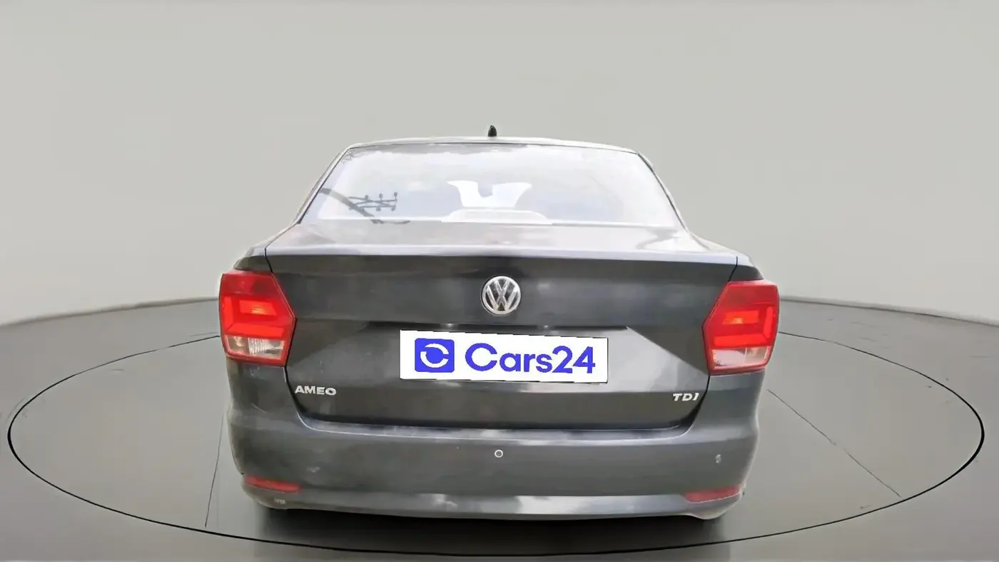 2017 Volkswagen Ameo COMFORTLINE 1.5L, Diesel, Manual, 60,256 km, exterior