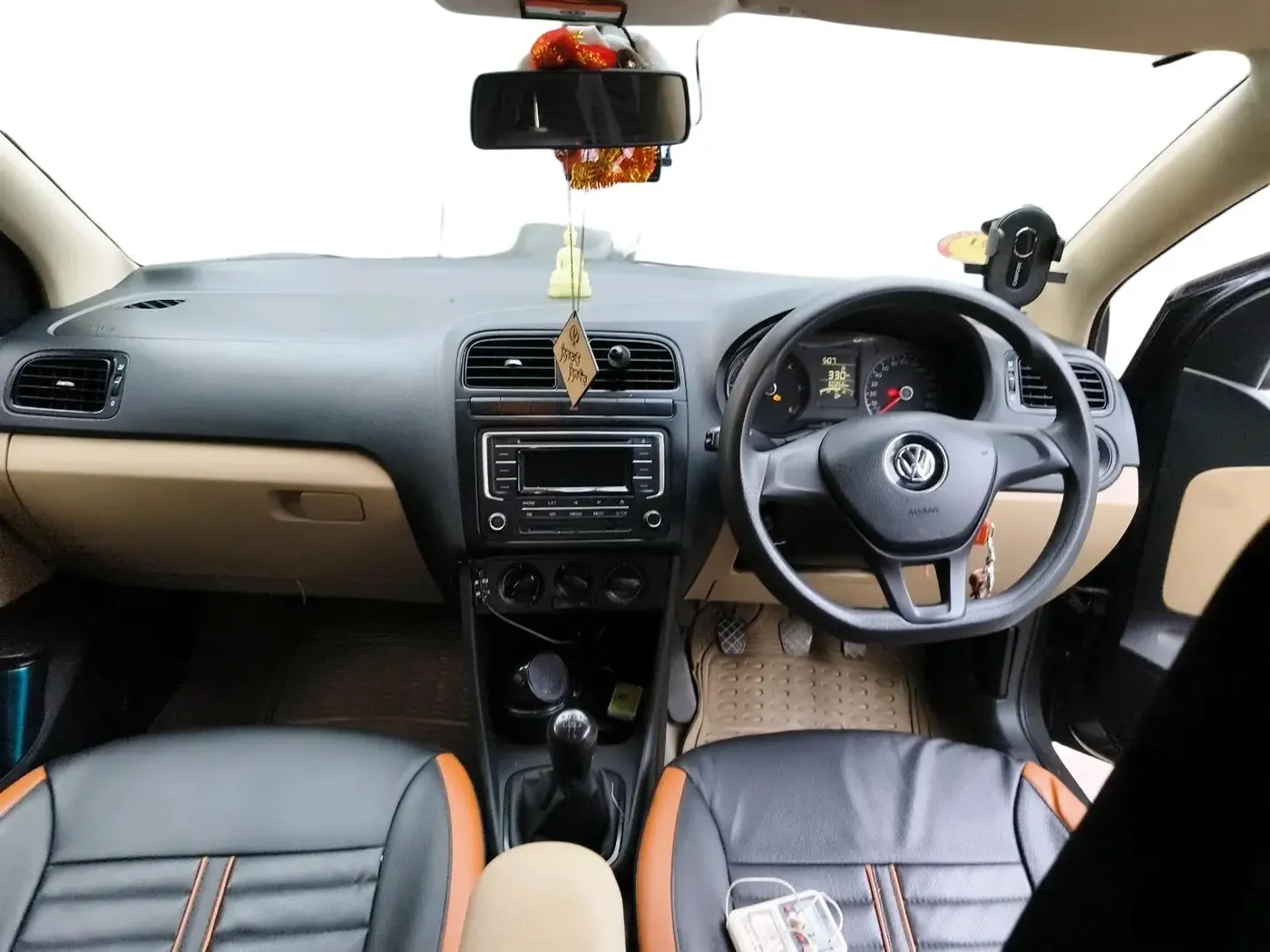 2017 Volkswagen Ameo COMFORTLINE 1.5L, Diesel, Manual, 60,256 km, interior