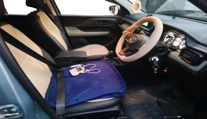 2022 Tata PUNCH ADVENTURE AMT, Petrol, Automatic, 8,241 km, interior