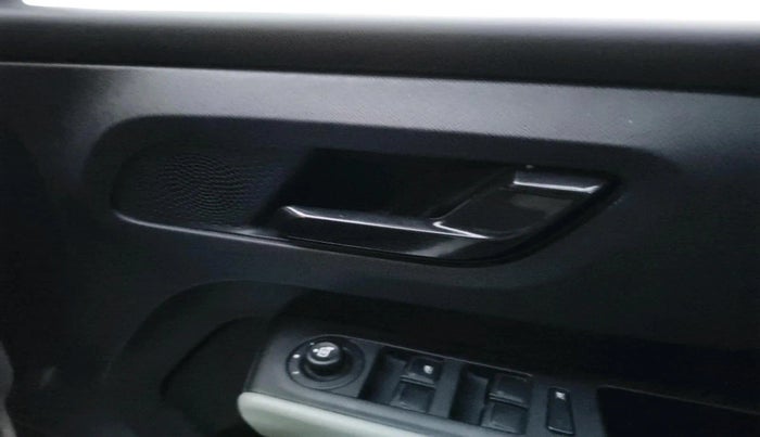 2022 Tata PUNCH ADVENTURE AMT, Petrol, Automatic, 8,241 km, interior