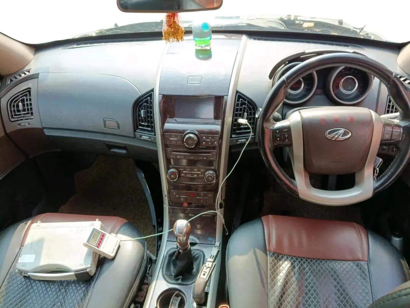 2012 Mahindra XUV500 W8, Diesel, Manual, 96,991 km, interior