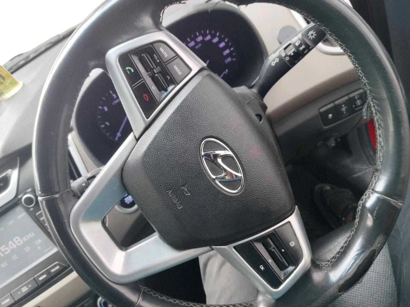 2016 Hyundai Creta SX PLUS 1.6 DIESEL, Diesel, Manual, 94,404 km, interior