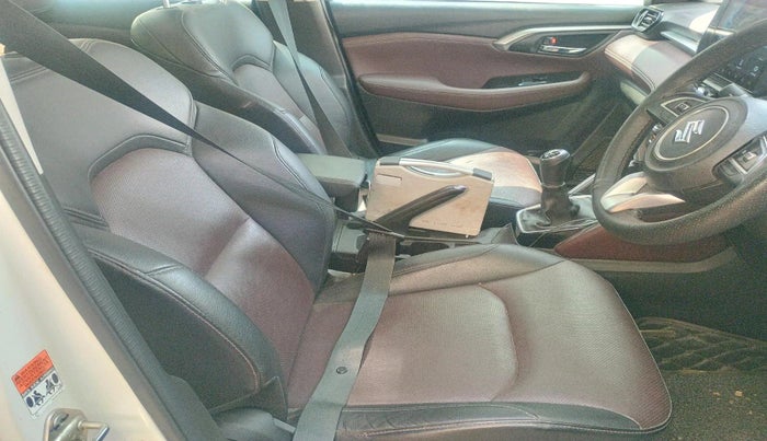 2022 Maruti Grand Vitara ALPHA SMART HYBRID, Petrol, Manual, 81,767 km, interior