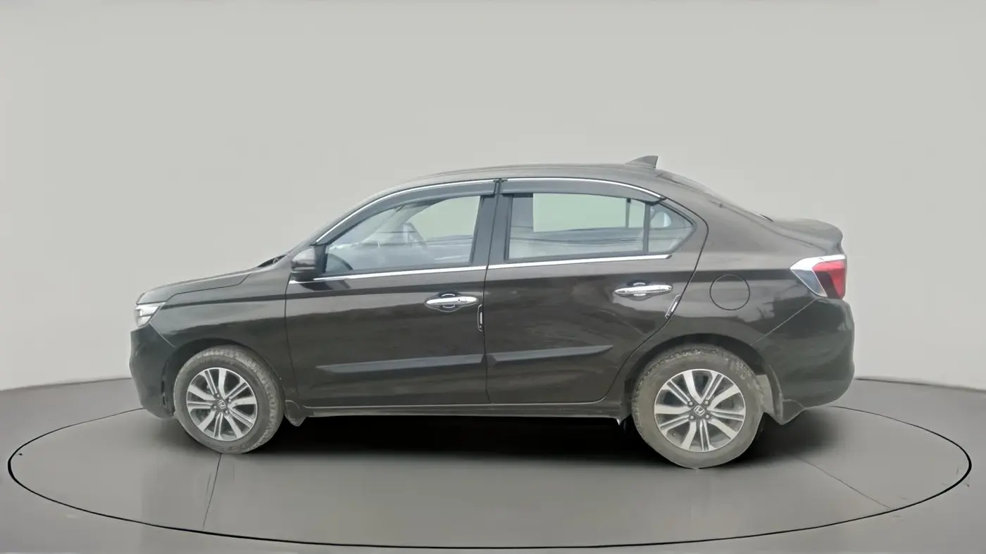 2024 Honda Amaze 1.2L I-VTEC VX, Petrol, Manual, 7,621 km, exterior