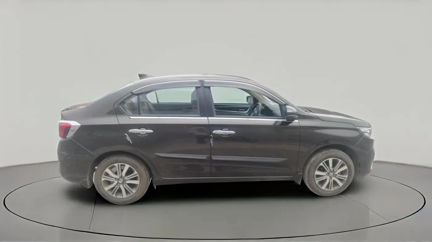 2024 Honda Amaze 1.2L I-VTEC VX, Petrol, Manual, 7,621 km, exterior