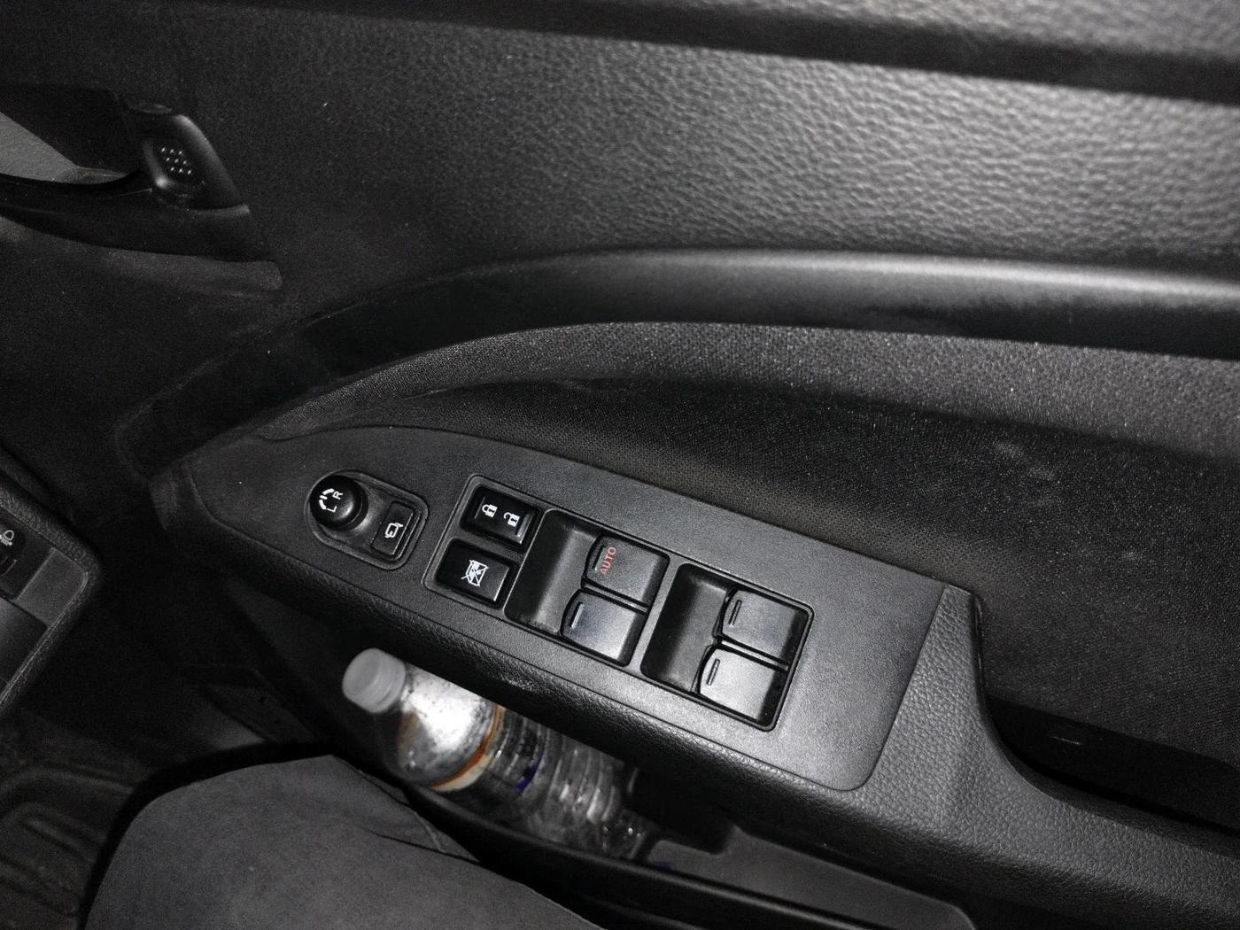 2025 Maruti BREZZA VXI, Petrol, Manual, 22,112 km, interior