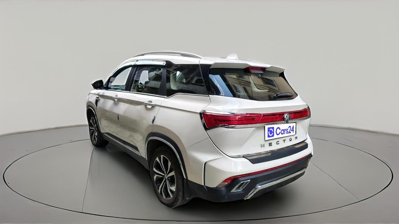 2024 MG HECTOR SHARP PRO 1.5 TURBO MT PETROL, Petrol, Manual, 3,457 km, exterior