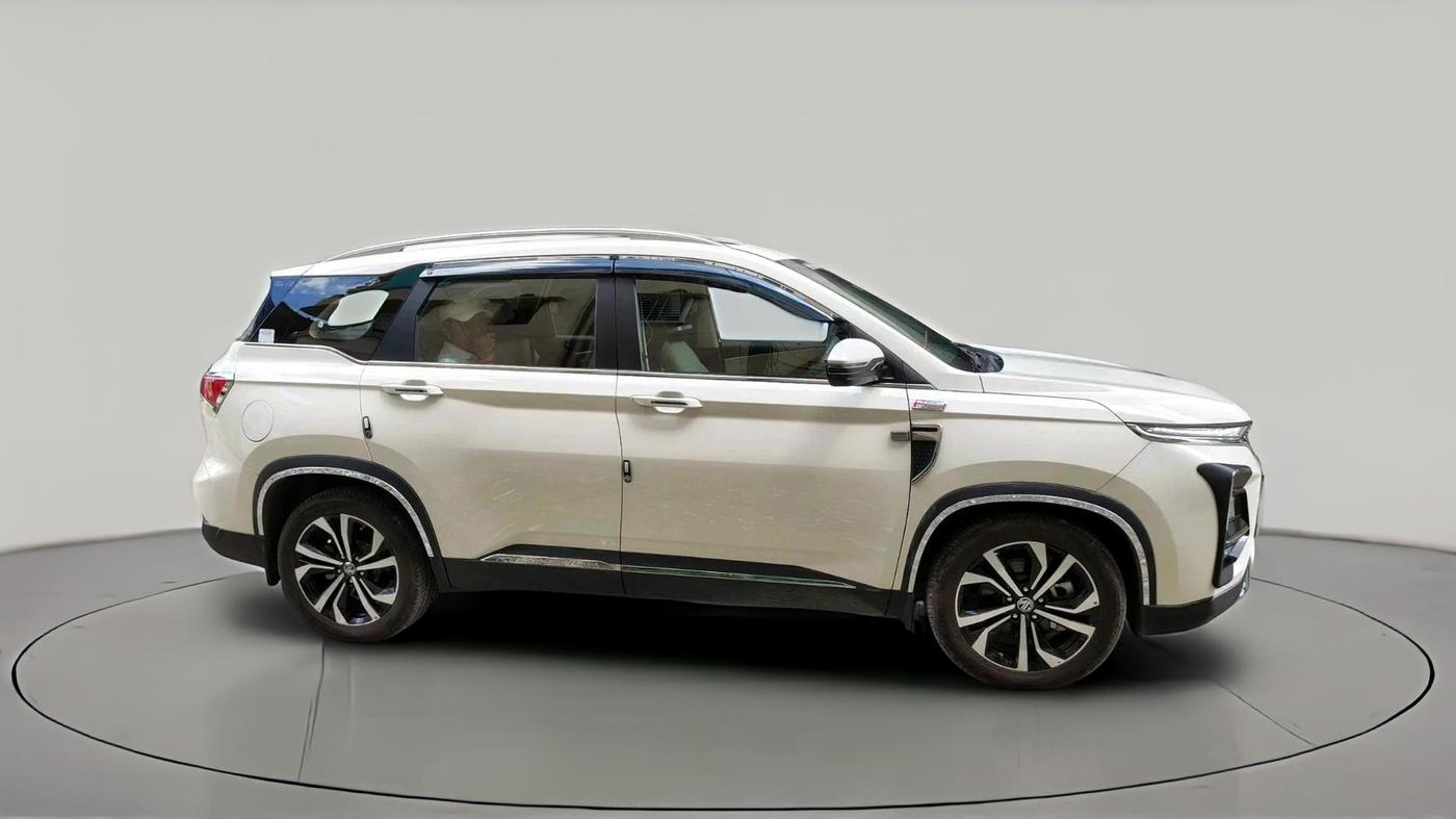 2024 MG HECTOR SHARP PRO 1.5 TURBO MT PETROL, Petrol, Manual, 3,457 km, exterior