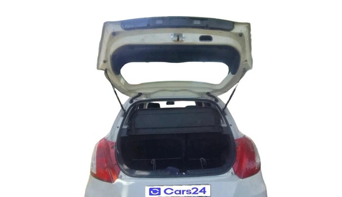 2016 Maruti Swift LXI, Petrol, Manual, 46,353 km, exterior