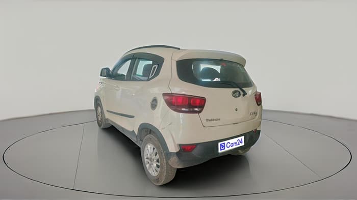 2017 Mahindra Kuv100 K2 6 STR, Petrol, Manual, 34,061 km, exterior