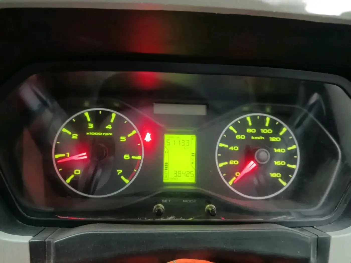 2022 Mahindra Scorpio S5, Diesel, Manual, 38,425 km, interior