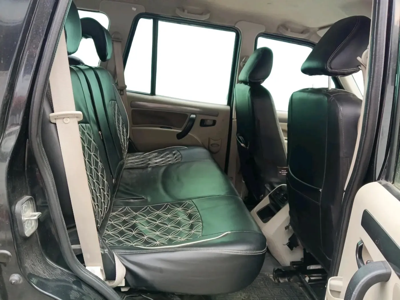2022 Mahindra Scorpio S5, Diesel, Manual, 38,425 km, interior