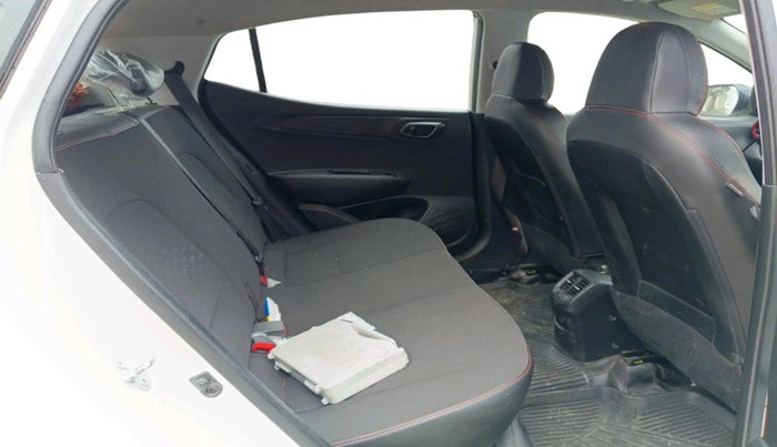 2025 Hyundai GRAND I10 NIOS SPORTZ 1.2 KAPPA VTVT, Petrol, Manual, 10,487 km, interior