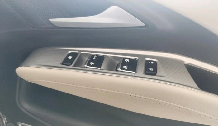 2025 MG HECTOR SHARP PRO 1.5 PETROL TURBO CVT PETROL, Petrol, Automatic, 10,969 km, interior