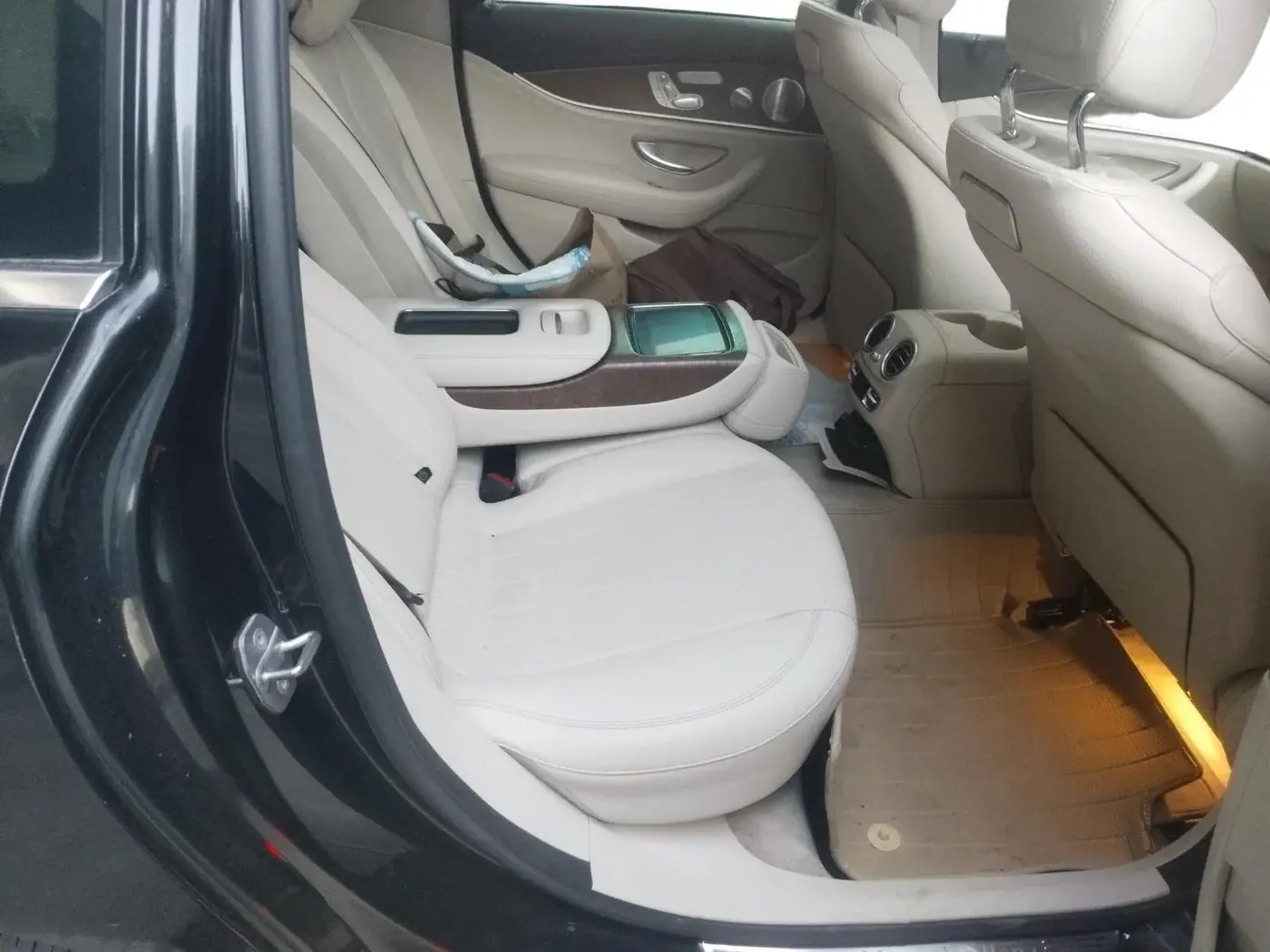 2019 Mercedes Benz E Class E 220 D, Diesel, Automatic, 70,369 km, interior