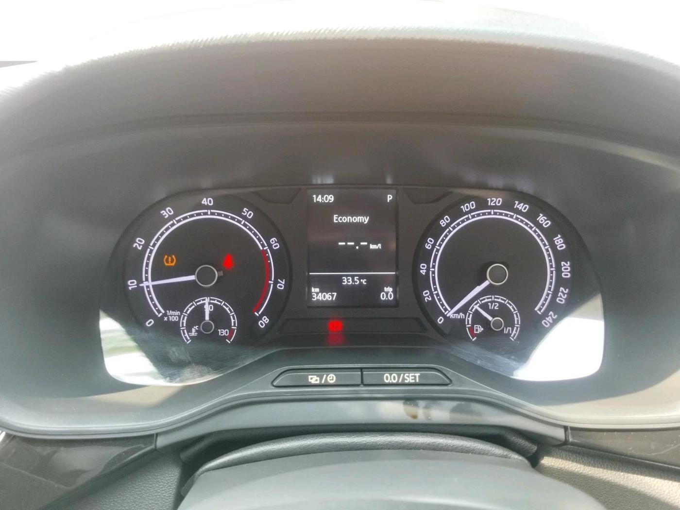 2021 Skoda KUSHAQ STYLE 1.0L TSI AT, Petrol, Automatic, 34,067 km, interior