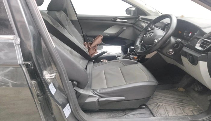 2023 Skoda KUSHAQ STYLE 1.5L TSI DSG, Petrol, Automatic, 24,639 km, interior