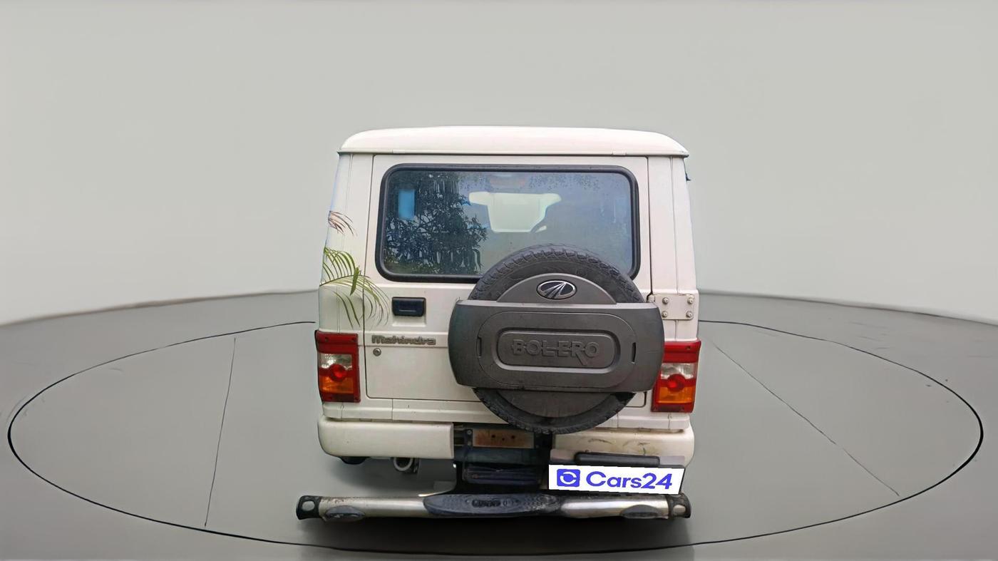 2018 Mahindra Bolero POWER PLUS SLE, Diesel, Manual, 2,27,080 km, exterior