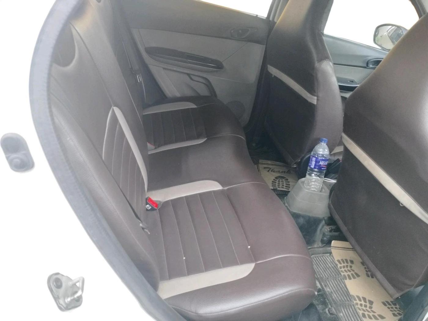 2017 Tata Tiago XM DIESEL, Diesel, Manual, 2,58,257 km, interior