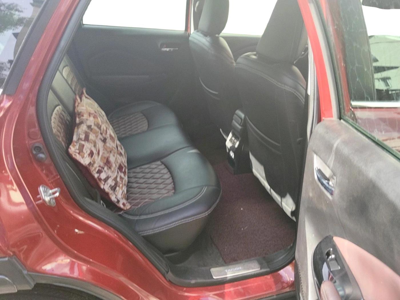 2024 Toyota Urban Cruiser Taisor V 1.0 Petrol AT, Petrol, Automatic, 24,254 km, interior