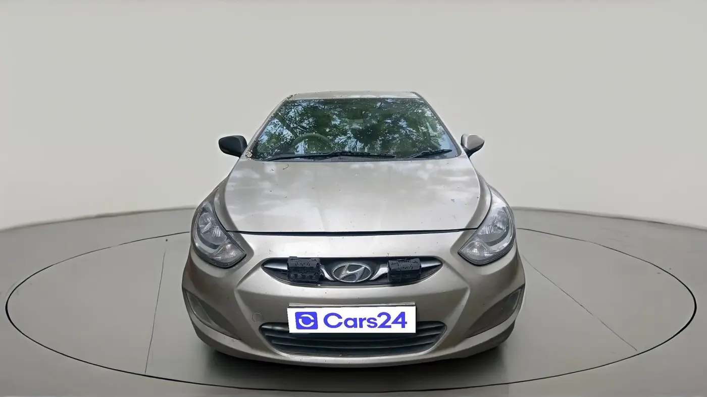2011 Hyundai Verna FLUIDIC 1.6 VTVT, Petrol, Manual, 1,31,591 km, exterior
