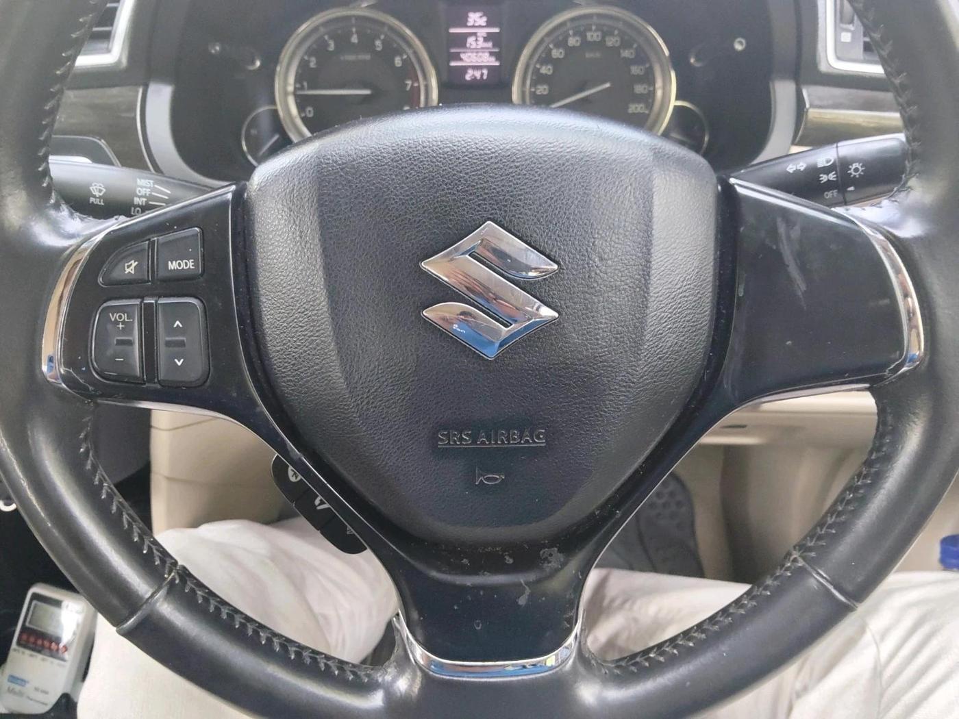 2015 Maruti Ciaz ZXI, Petrol, Manual, 40,608 km, interior