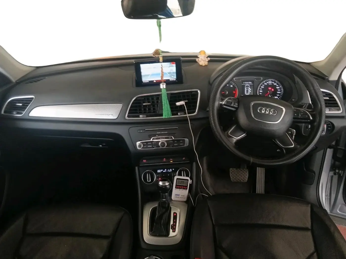 2018 Audi Q3 35 TDI Quattro, Diesel, Automatic, 1,45,492 km, interior
