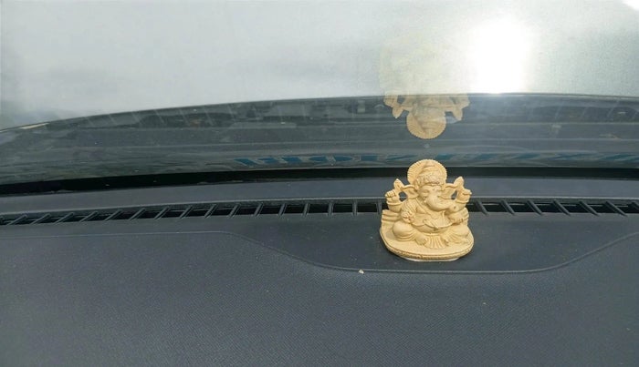 2022 Tata PUNCH PURE MT, Petrol, Manual, 72,433 km, interior