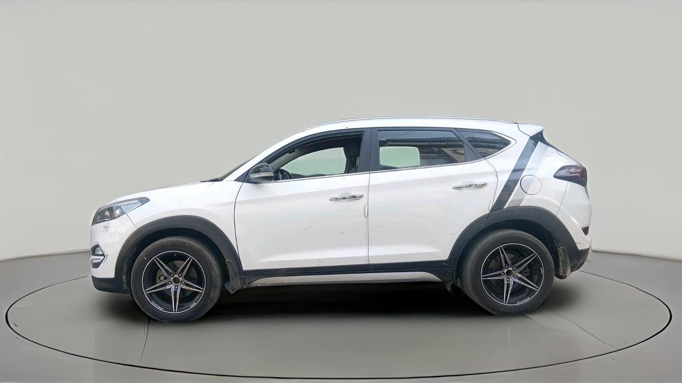 2017 Hyundai Tucson GLS 2WD AT DIESEL, Diesel, Automatic, 1,76,000 km, exterior