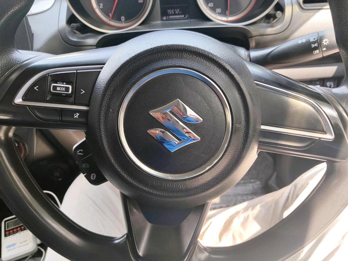 2020 Maruti Swift VXI, Petrol, Manual, 75,572 km, interior