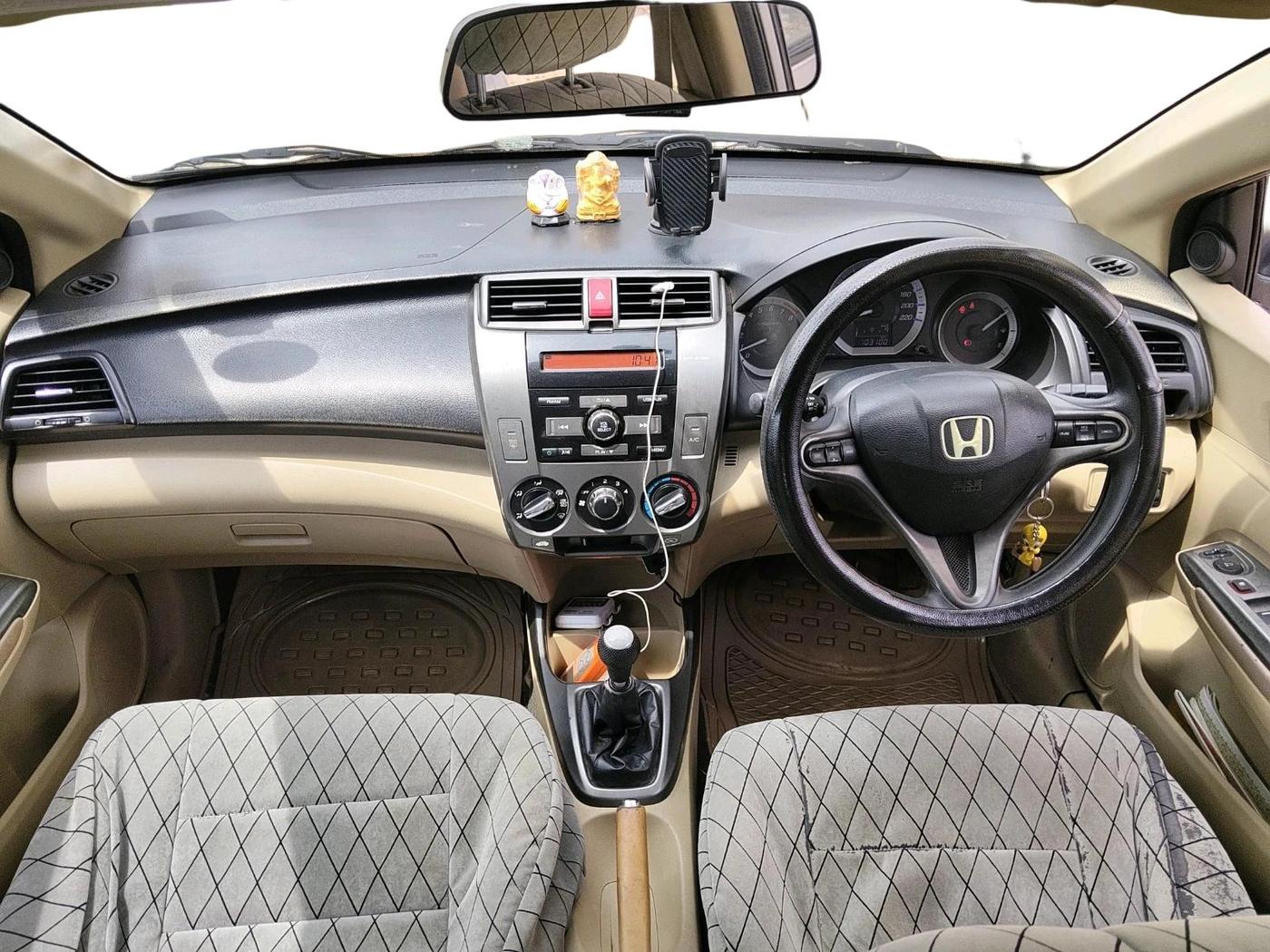 2012 Honda City 1.5L I-VTEC V MT, Petrol, Manual, 1,03,100 km, interior