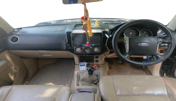 2007 Ford Endeavour XLT 4X2 MT, Diesel, Manual, 98,205 km, interior