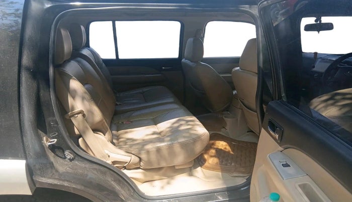 2007 Ford Endeavour XLT 4X2 MT, Diesel, Manual, 98,205 km, interior