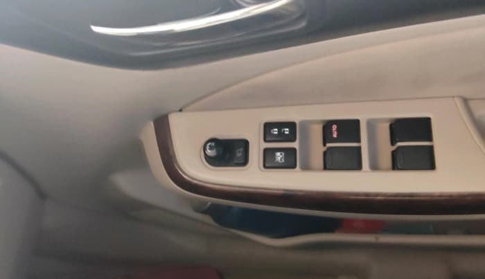 2018 Maruti Dzire ZXI, Petrol, Manual, 74,072 km, interior