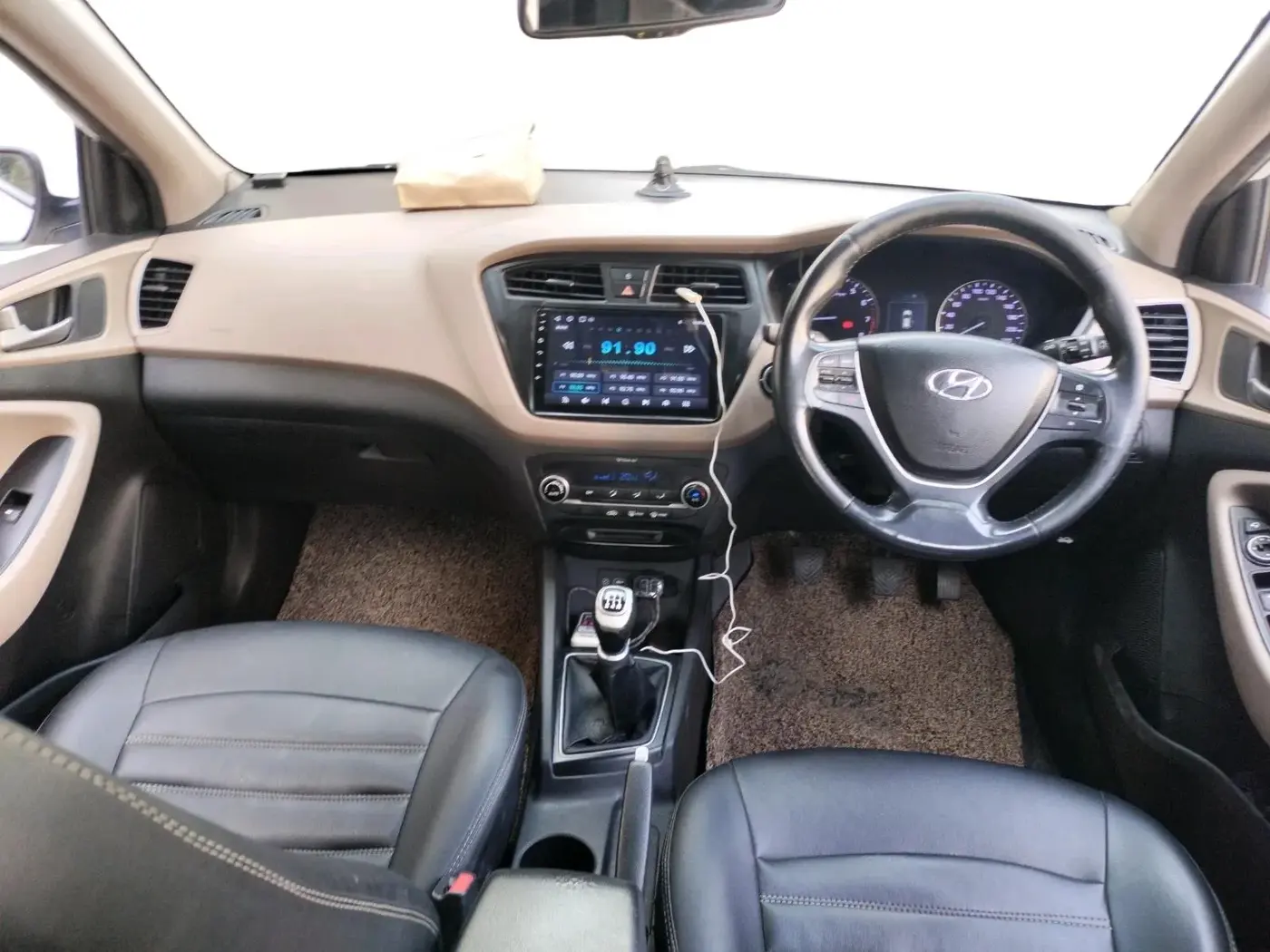 2015 Hyundai Elite i20 ASTA 1.2, Petrol, Manual, 1,71,162 km, interior