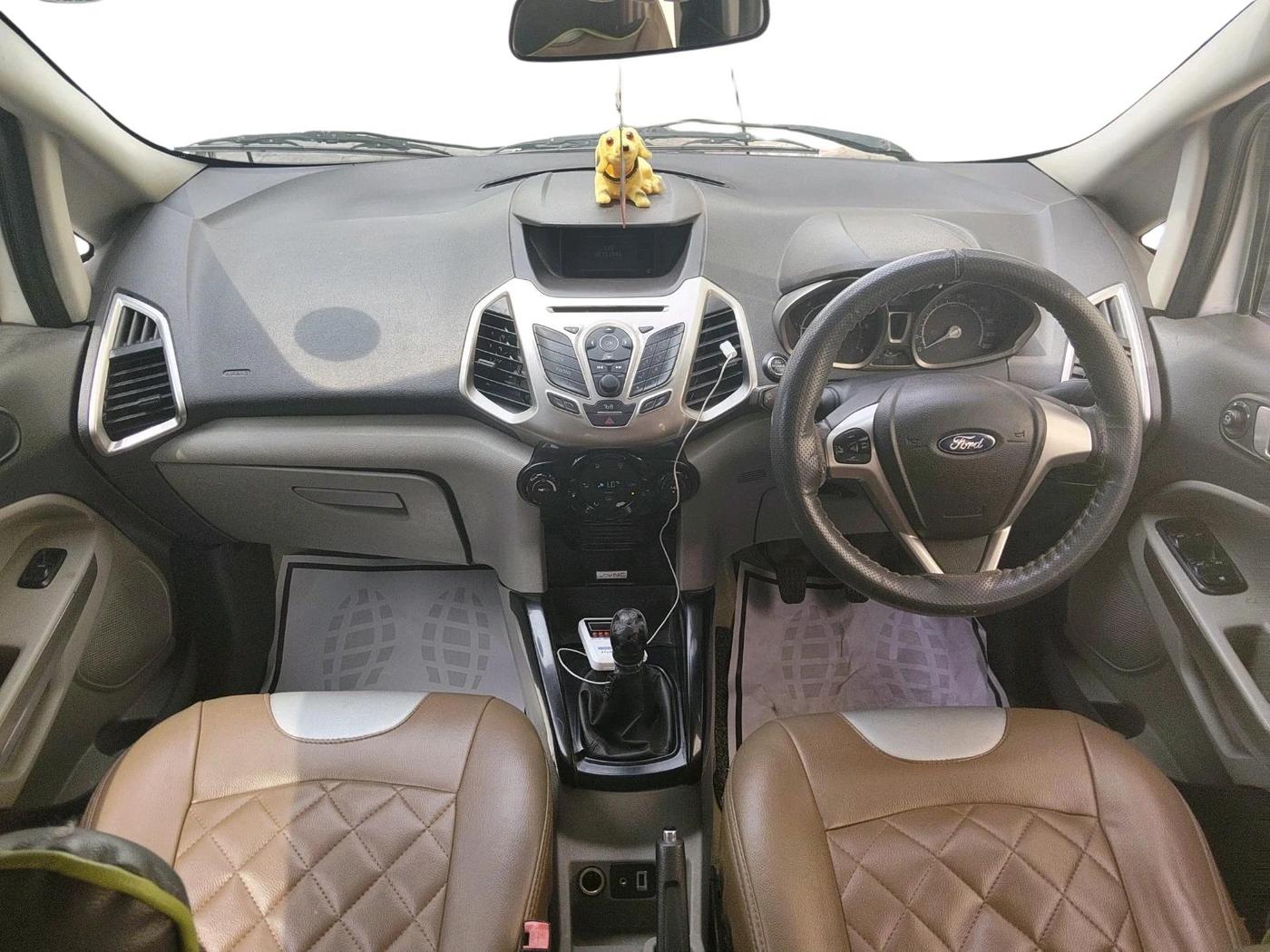 2015 Ford Ecosport TITANIUM 1.5L DIESEL, Diesel, Manual, 1,27,044 km, interior