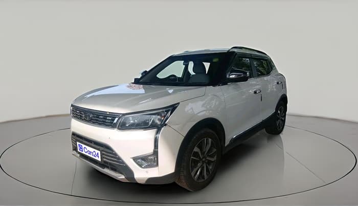 2021 Mahindra XUV300 W8 (O) 1.2 PETROL, Petrol, Manual, 99,178 km, exterior