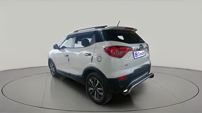 2021 Mahindra XUV300 W8 (O) 1.2 PETROL, Petrol, Manual, 99,178 km, exterior