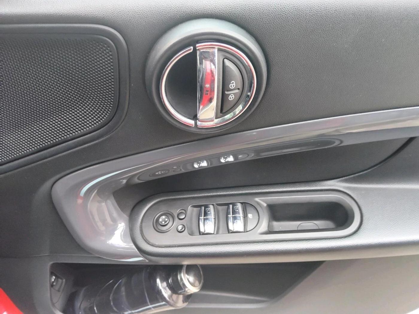 2019 Mini Cooper Countryman Cooper SD 2.0, Diesel, Automatic, 60,000 km, interior