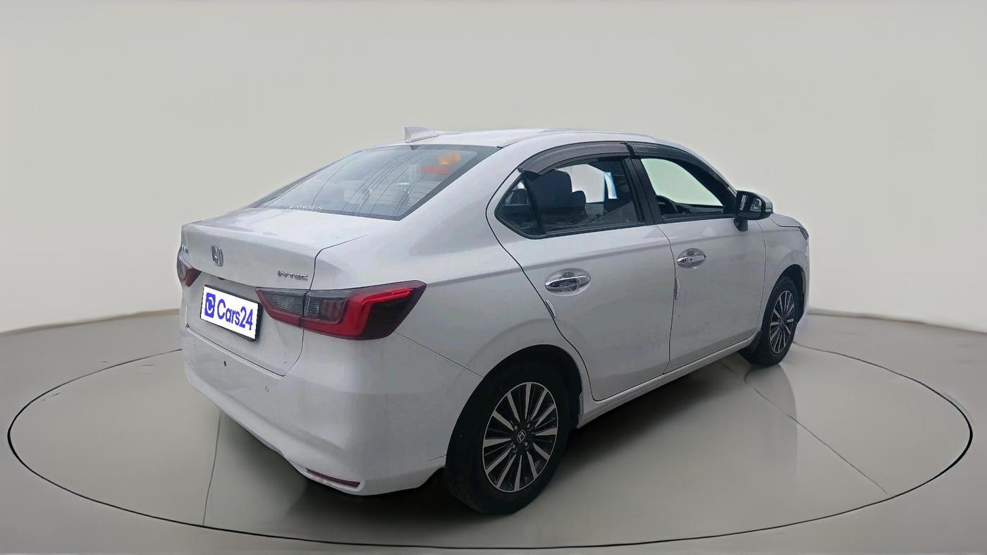 2025 Honda Amaze ZX 1.2 Petrol MT, CNG, Manual, 20,875 km, exterior