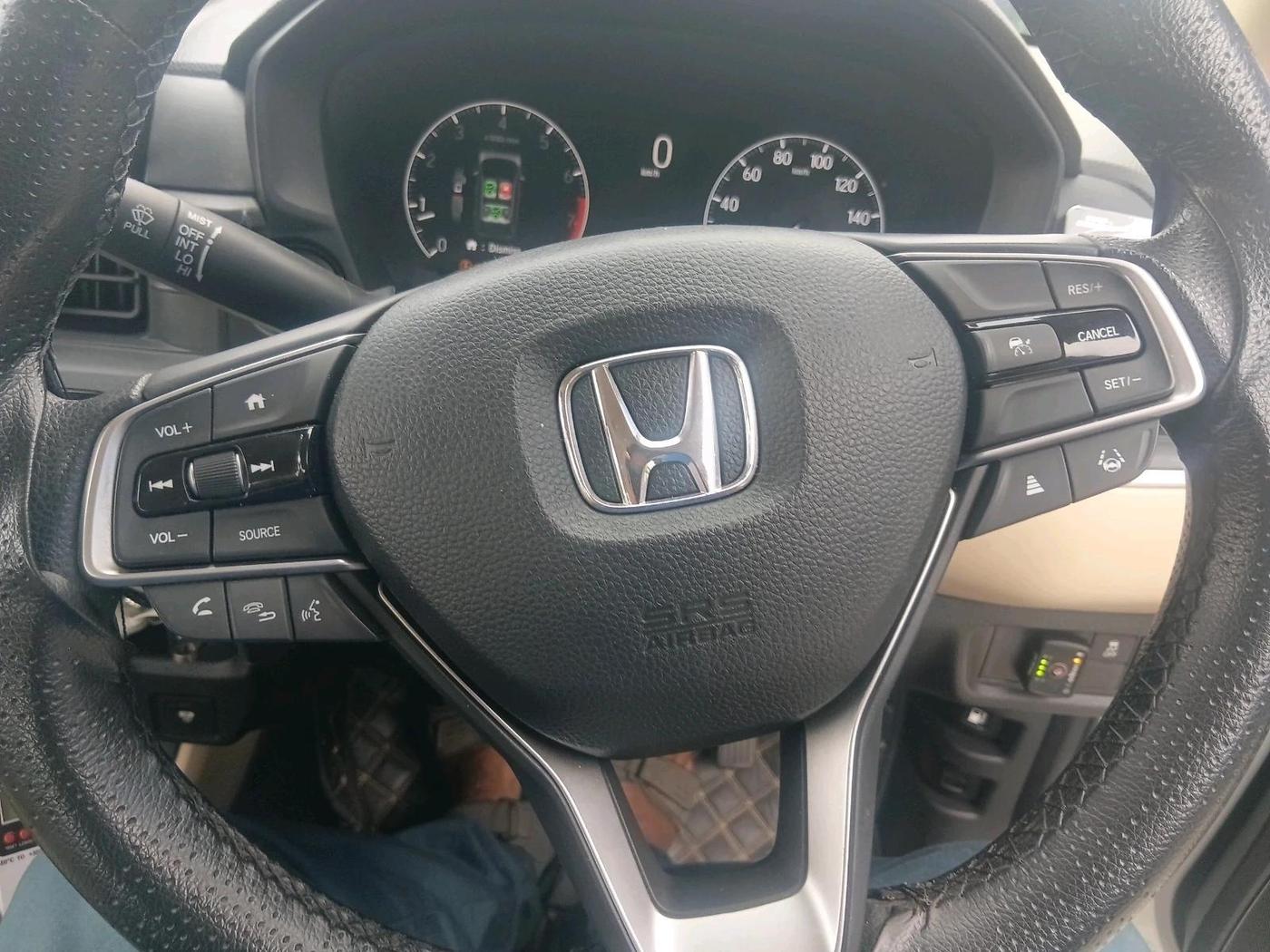 2025 Honda Amaze ZX 1.2 Petrol MT, CNG, Manual, 20,875 km, interior