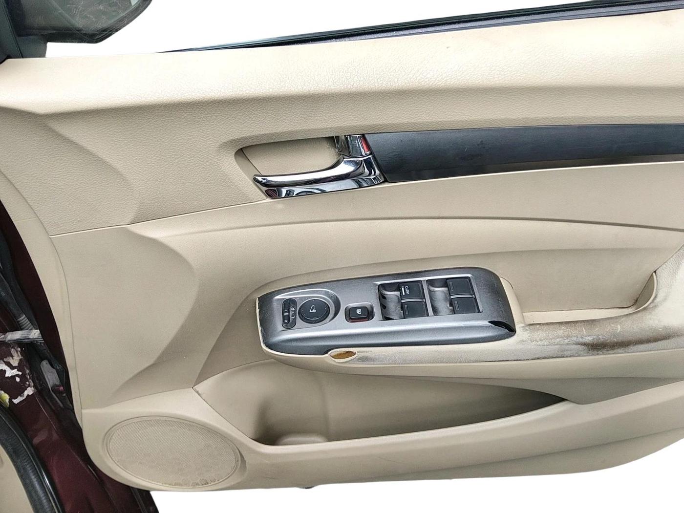 2013 Honda City 1.5L I-VTEC V MT, Petrol, Manual, 1,21,491 km, interior