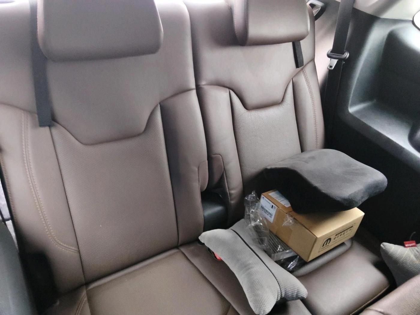 2023 Jeep MERIDIAN LIMITED (O) 4X2 AT, Diesel, Automatic, 78,439 km, interior