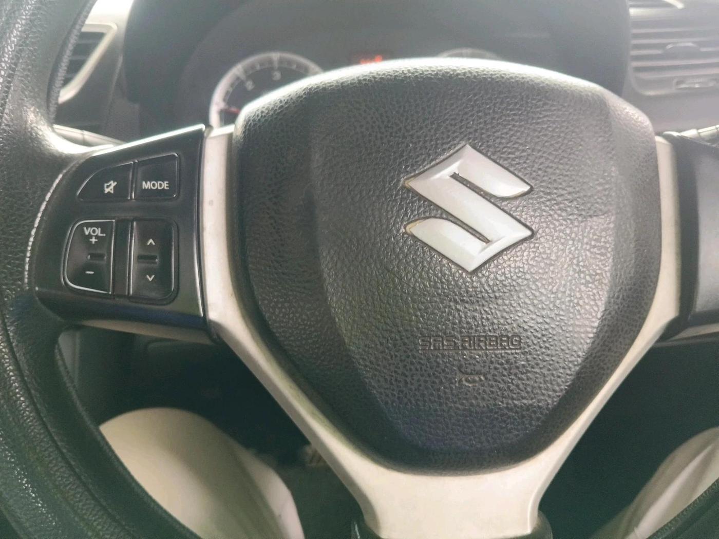 2013 Maruti Swift ZDI, Diesel, Manual, 1,29,969 km, interior