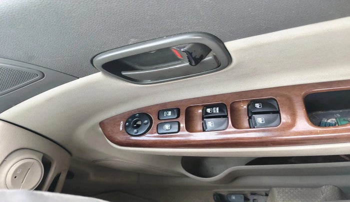 2008 Hyundai Verna VGT CRDI SX ABS, Diesel, Manual, 1,32,043 km, interior