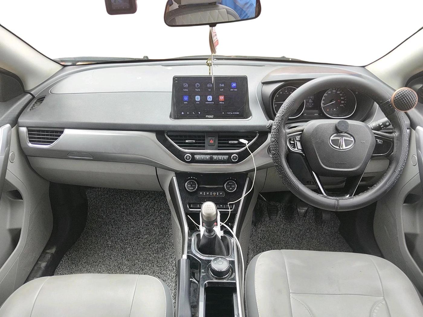 2018 Tata NEXON XZ PLUS PETROL DUAL TONE, Petrol, Manual, 1,51,923 km, interior