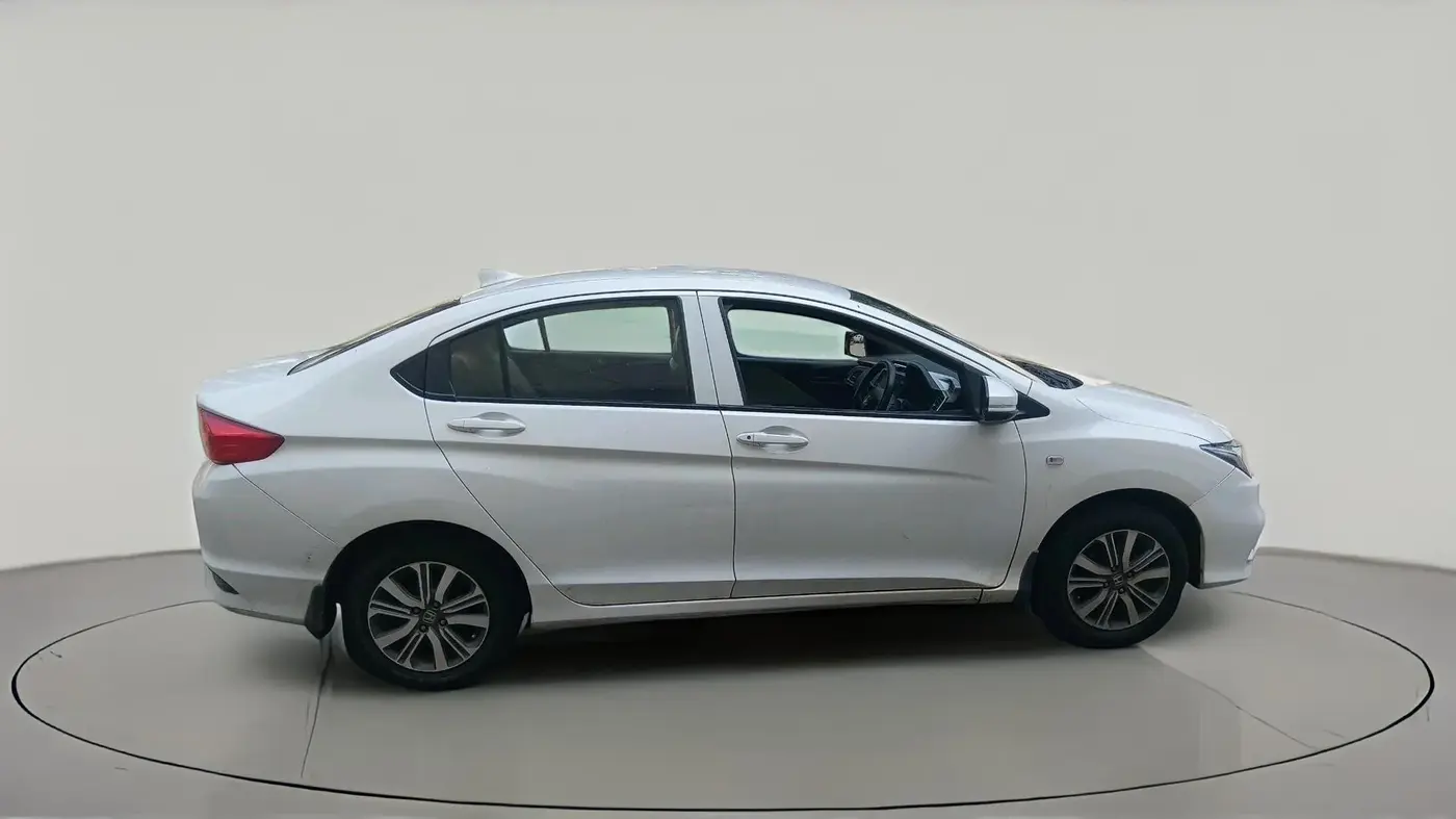 2022 Honda City 1.5L I-VTEC SV, Petrol, Manual, 74,999 km, exterior